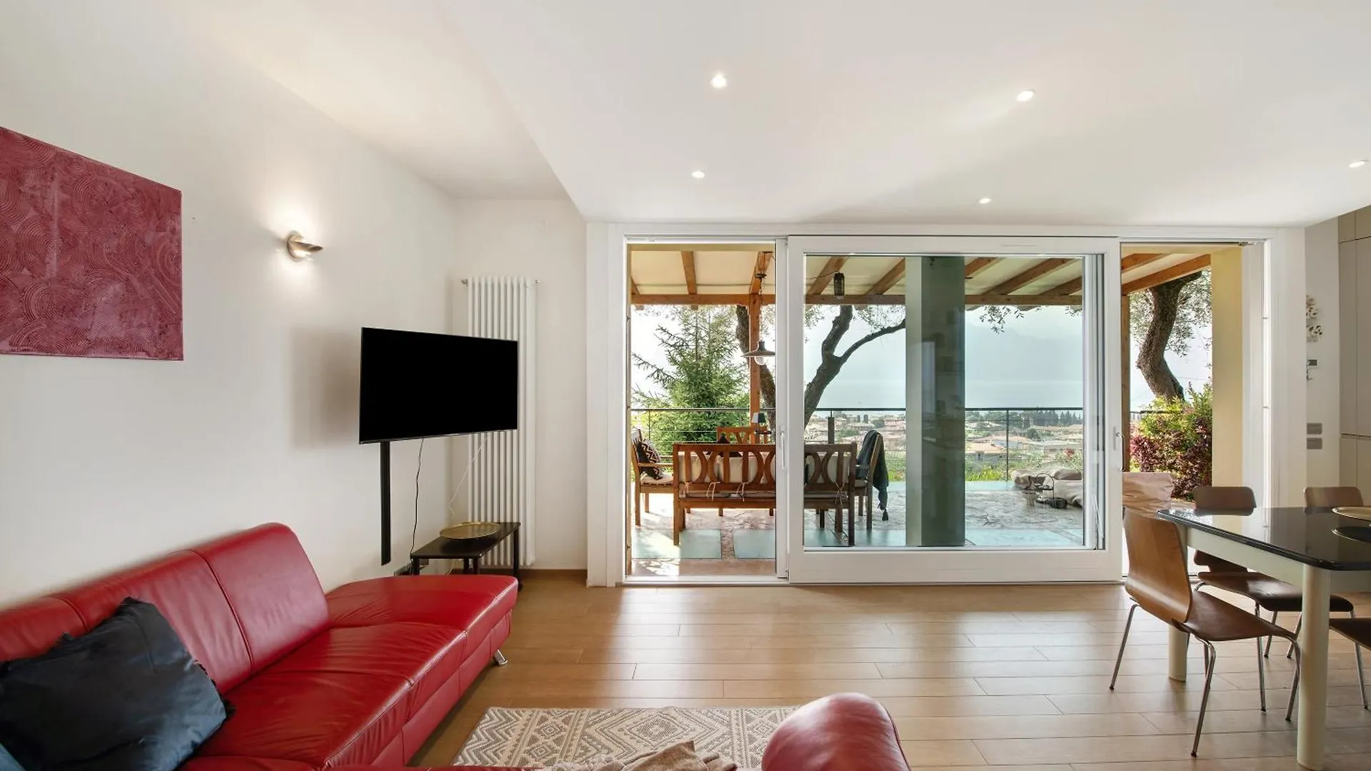 Villa Savi Lake View And Pool Torri del Benaco