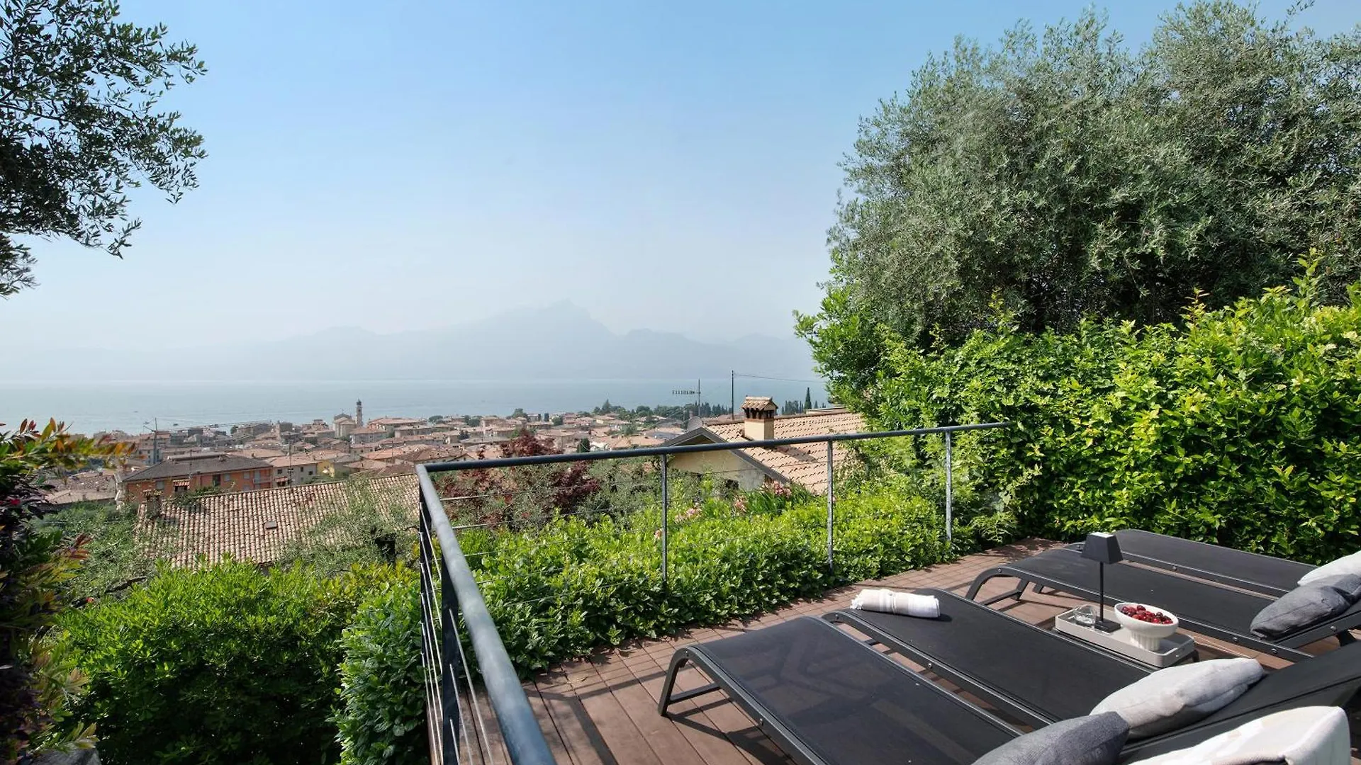 Villa Savi Lake View And Pool Torri del Benaco