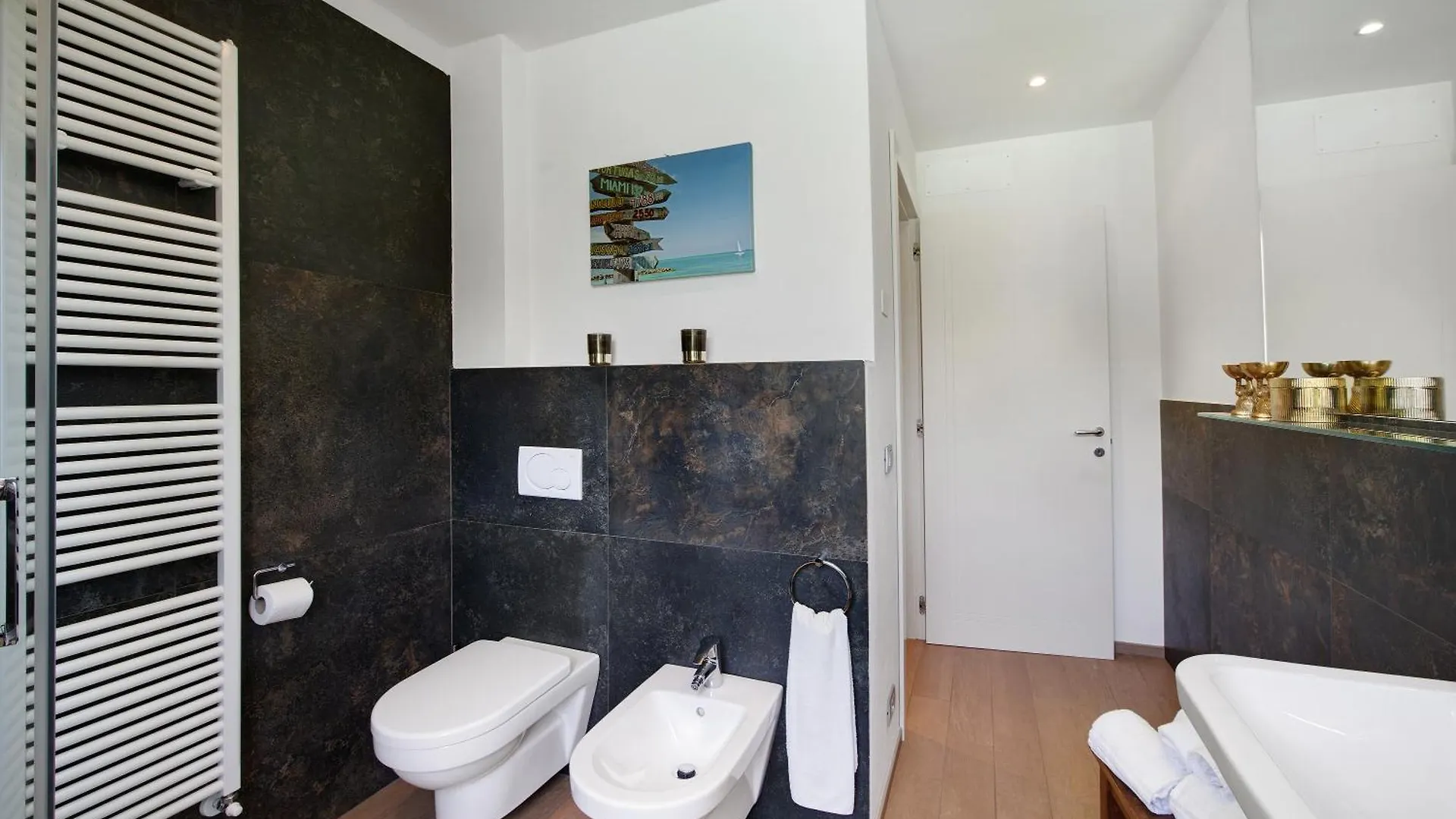 Villa Savi Lake View And Pool Torri Del Benaco Italien