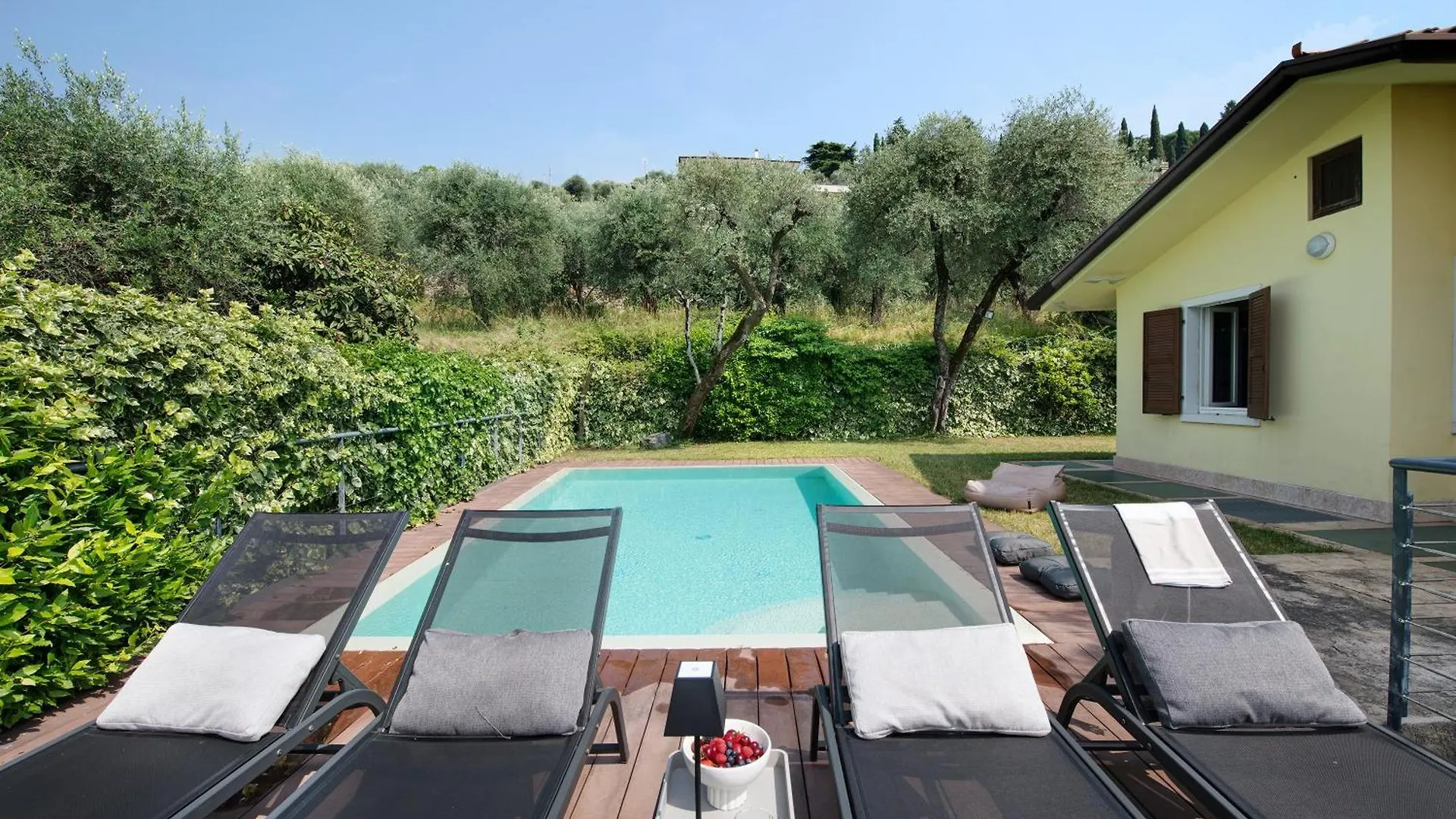 Villa Savi Lake View And Pool Torri Del Benaco 0*,  Italien